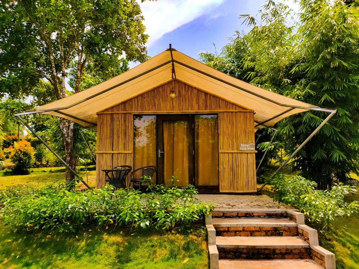 "D'Bamboo Kamp" Desa Wisata Ekang Lagoi Exteriér fotografie