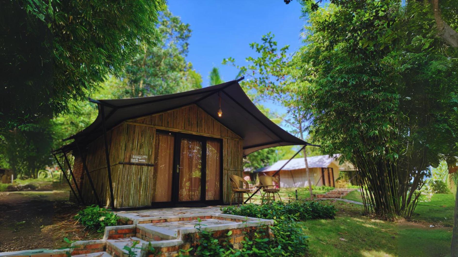 "D'Bamboo Kamp" Desa Wisata Ekang Lagoi Exteriér fotografie
